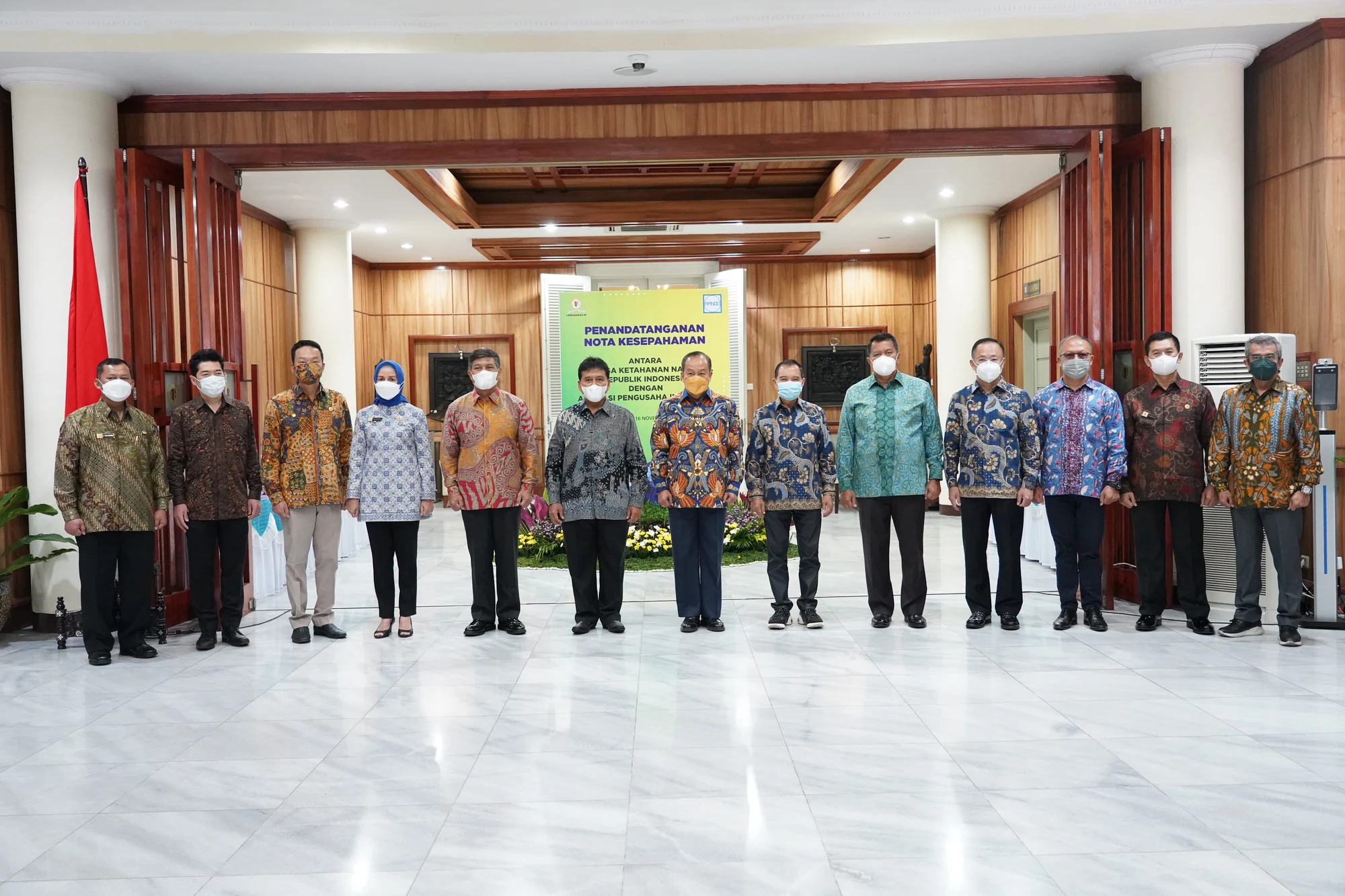 LAPORAN TAHUNAN APINDO Kabupaten Kutai Kartanegara 2021